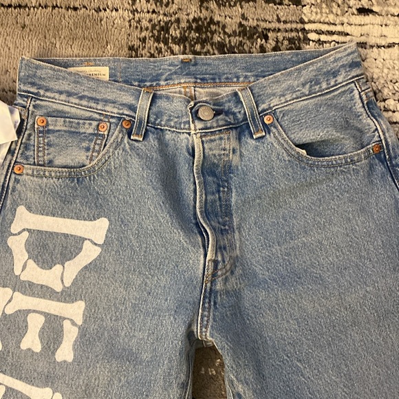 New Men’s Levi’s x Grateful Dead Premium 501 Jeans 30 x 30 🚨 Includes Patches - Picture 4 of 8